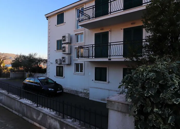 Trstenica-two Bedroom With Balcony E Orebić